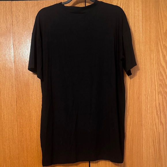 Rovena Black high slit tee shirt dress - Picture 4 of 4